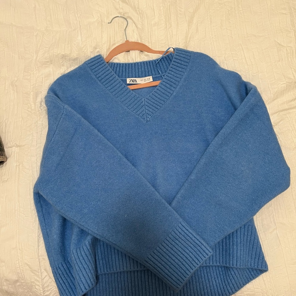 Zara Women’s French Blue V-Neck Sweater (oversized)